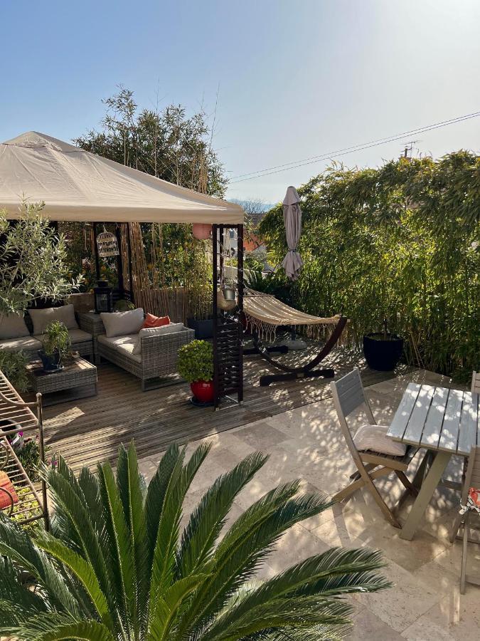 Rdc De Maison Avec Terrasse Barbecue Toulon Luaran gambar